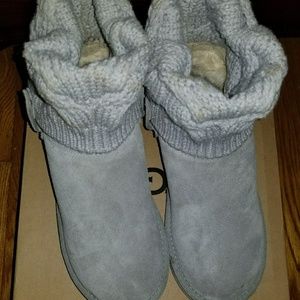 Women size 5 Ugg